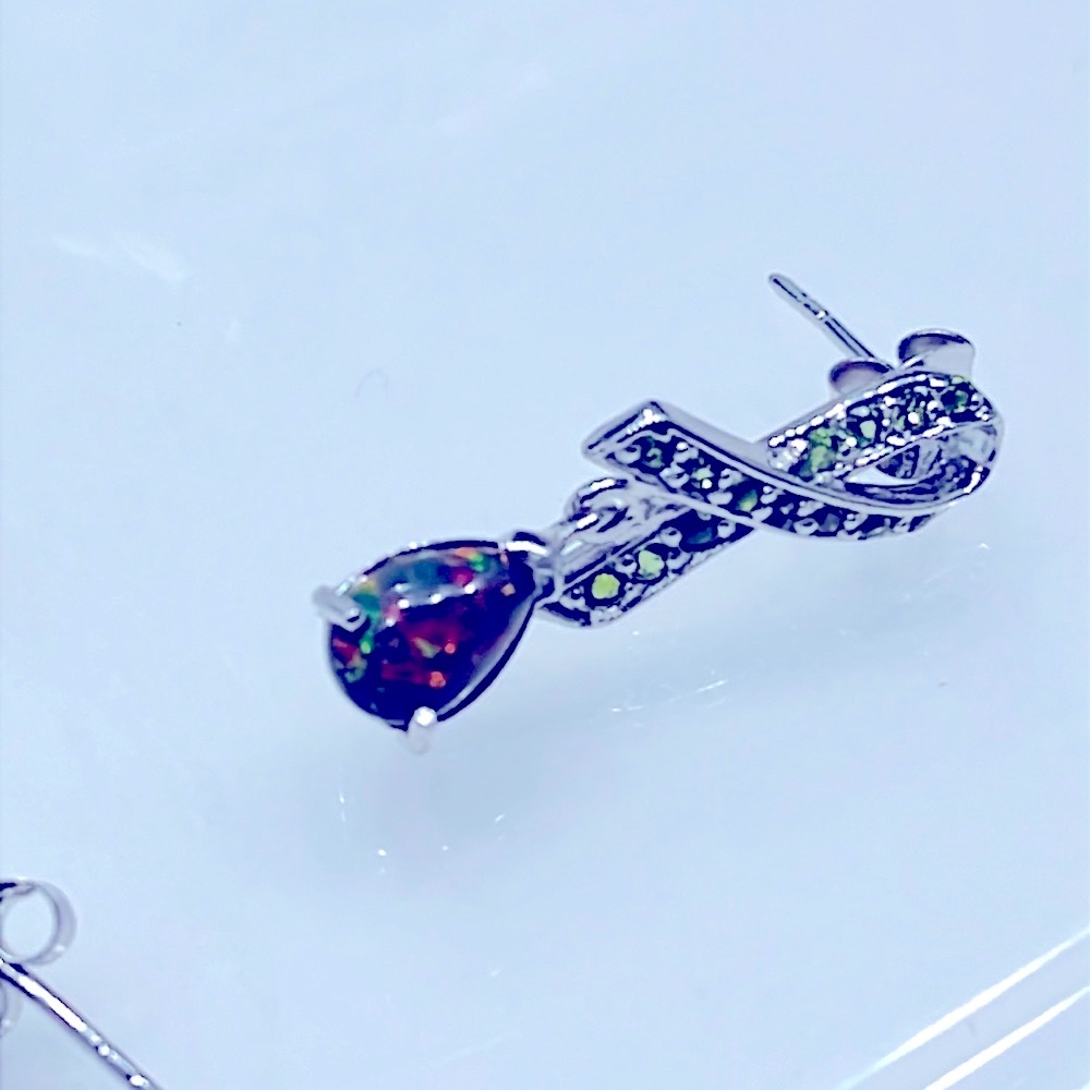 Black Opal Emerald 14KGP Ribbon Earrings - Picture 4 of 6